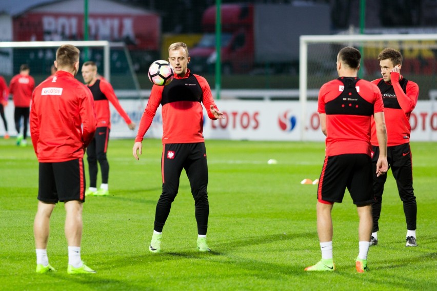 Kadrowicze trenowali na stadionie Polonii. W sobotę ważny...