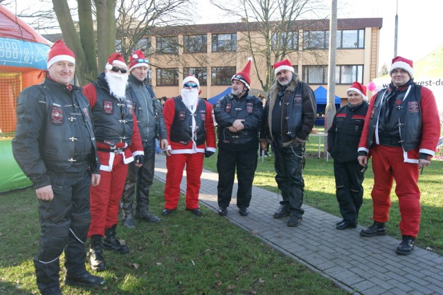 6 grudnia w Nowym Tomyślu zorganizowana została akcja pod hasłem „Moto Mikołaje 2015”.