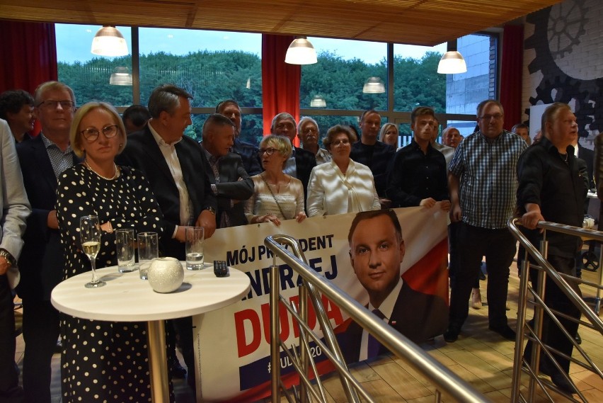 Wielka radość w gorzowskim sztabie Andrzeja Dudy po ogłoszeniu wyników sondażowych