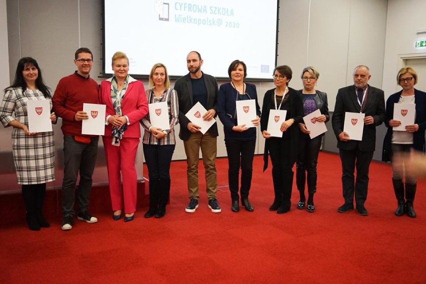 W Poznaniu wręczono certyfikaty dla szkół biorących udział II edycji projektu Cyfrowa Szkoła Wielkopolsk@ 2020