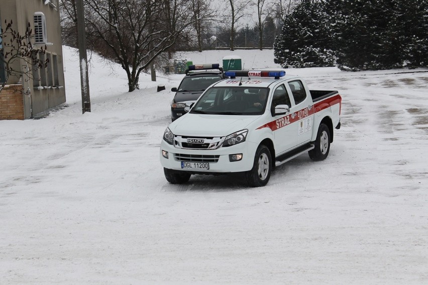 Głogów: Nowe auta dla strażaków (Foto)