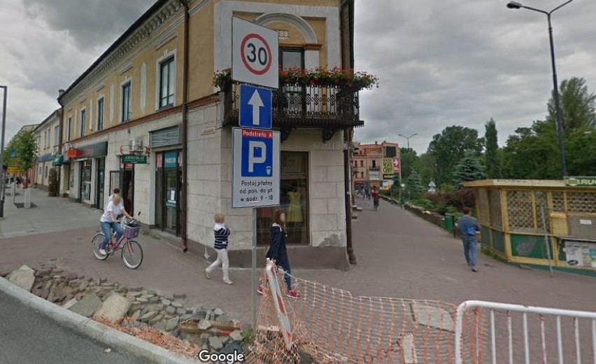 Tomaszów Maz. i mieszkańcy miasta na mapach Google Street...