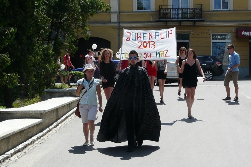 Juwenalia 2013 w Tomaszowie: Studenci dostali od prezydenta Tomaszowa klucze do miasta [ZDJĘCIA]