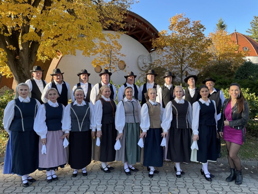 Zespół Pieśni i Tańca Ziemi Kutnowskiej od 21 do 25 października uczestniczył w Międzynarodowym Festiwalu Tańca Ludowego na Węgrzech w miejscowości Barcs.