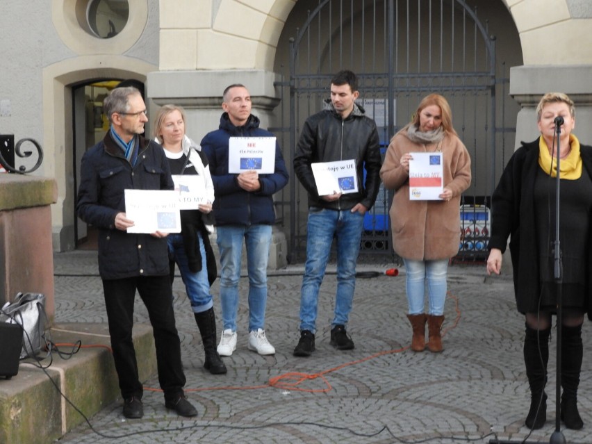 Krotoszyn: Manifest poparcia dla Unii Europejskiej i apel do posłów partii rządzącej