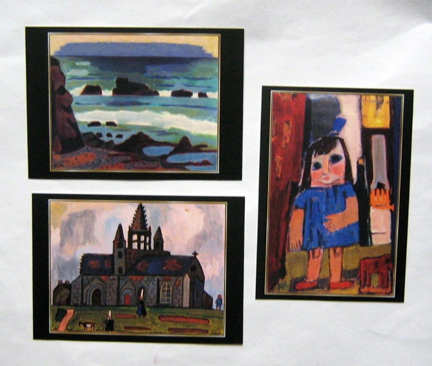 Pocztówki z wystawy prac Simona Segala