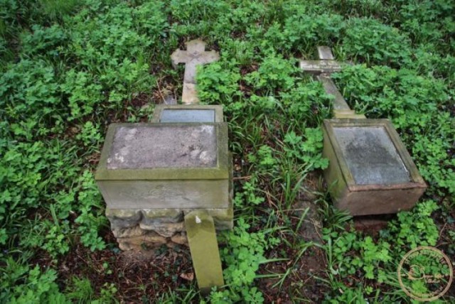 Zniszczonych zostało około 40 nagrobków na nekropolii w ...