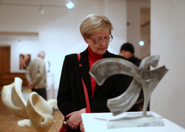 Wystawę rzeźby Beaty Koteckiej można oglądać w ODA w Piotrkowie niemal do końca marca