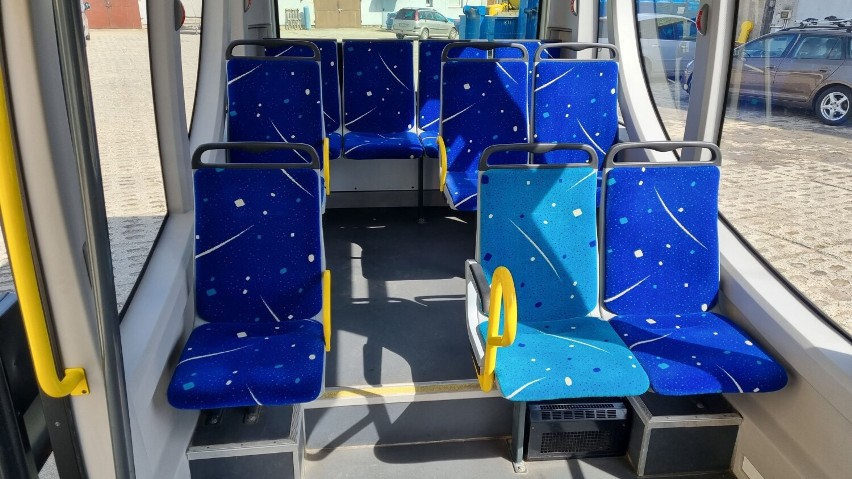 Mini bus zakupiony na cele komunikacji miejskiej w Nowym...