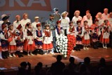 To dopiero było wydarzenie! Seniorzy za pomocą widowiska teatralno - muzycznego opowiedzieli historię niepodległości Polski [ZDJĘCIA]
