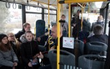 1 kwietnia, ale to nie żart! Tak wyglądają koncerty w autobusach komunikacji powiatu grudziądzkiego. Zobacz zdjęcia