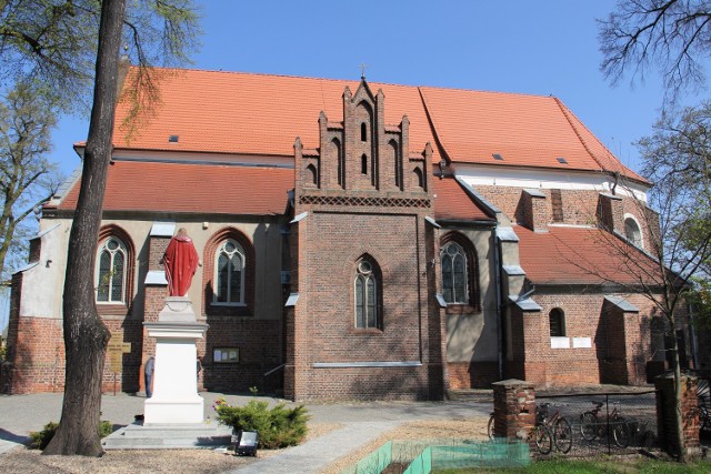 Kościół św. Wita. Na pierwszym planie kruchta wg projektu Stülera