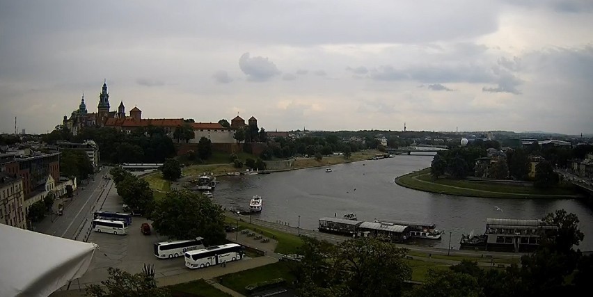 Instytut Meteorologii i Gospodarki Wodnej wydał w sobotę (12...