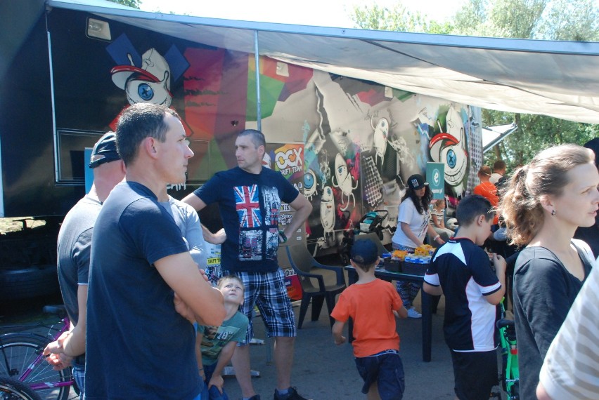 Zlot samochodów tuningowanych w Sierakowie