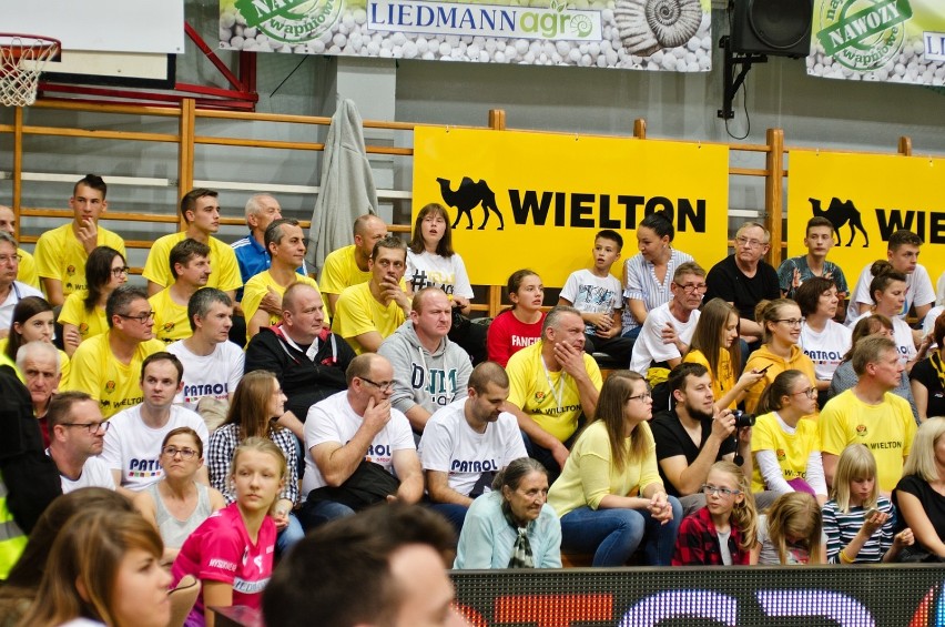 Międzynarodowy Turniej Giganci Siatkówki w Wieluniu. Skra Bełchatów przegrała z Berling Recycling Volleys[FOTO]