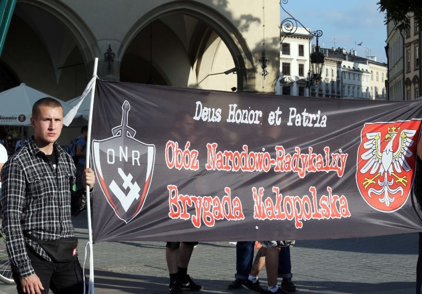 Kraków: Protestowali przeciwko "totalnej opozycji" [ZDJĘCIA]