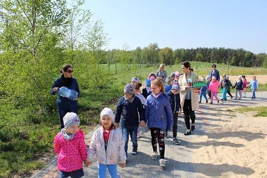 Pięknieje Gminne Centrum Rekreacji Publicznej i Wypoczynku w Bartłomiejowicach