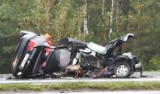 Koszmarny wypadek na DK1. Audi i bmw  zderzyły się w Brudzowicach k. Siewierza [ZDJĘCIA]
