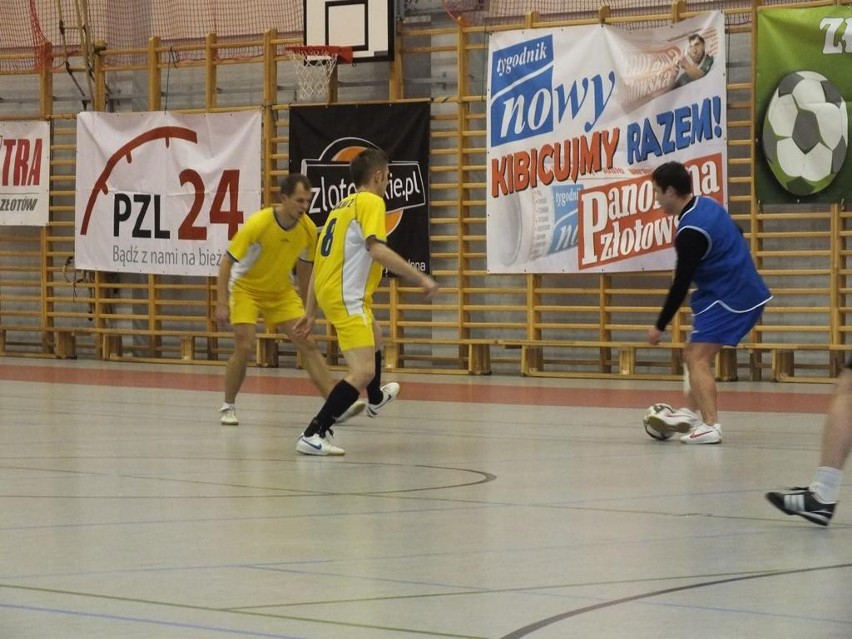 Złotów: Ćwierćfinały Złotowskiej Ligi Futsalu [GALERIA]