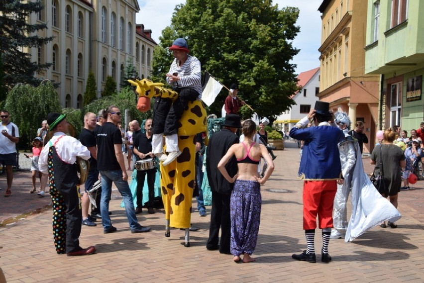 Chojnice. Święto teatrów ulicznych czyli "Chojnicka Fiesta"  - zobacz program