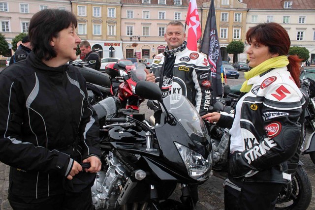 Z Lublina wyruszył V Rajd Wołyński (ZDJĘCIA)

Polscy i ukraińscy motocykliści wyruszyli w sobotę z Lublina na V Rajd Wołyński upamiętniający Polaków mieszkających na Kresach Wschodnich.