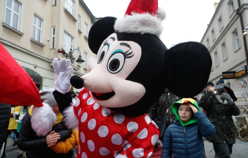 Mikołaj zawita do Świątecznych Miasteczek, na Rynek, do galerii handlowych. Sprawdź, kiedy go spotkać na Podkarpaciu