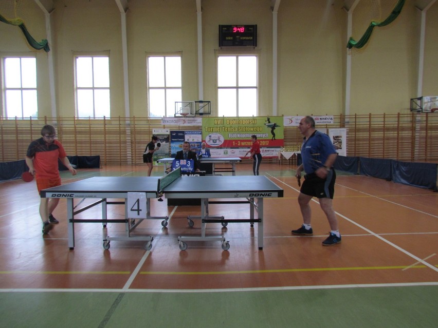 Ping-pong w Milówce z sukcesami Łodygowic [ZDJĘCIA]