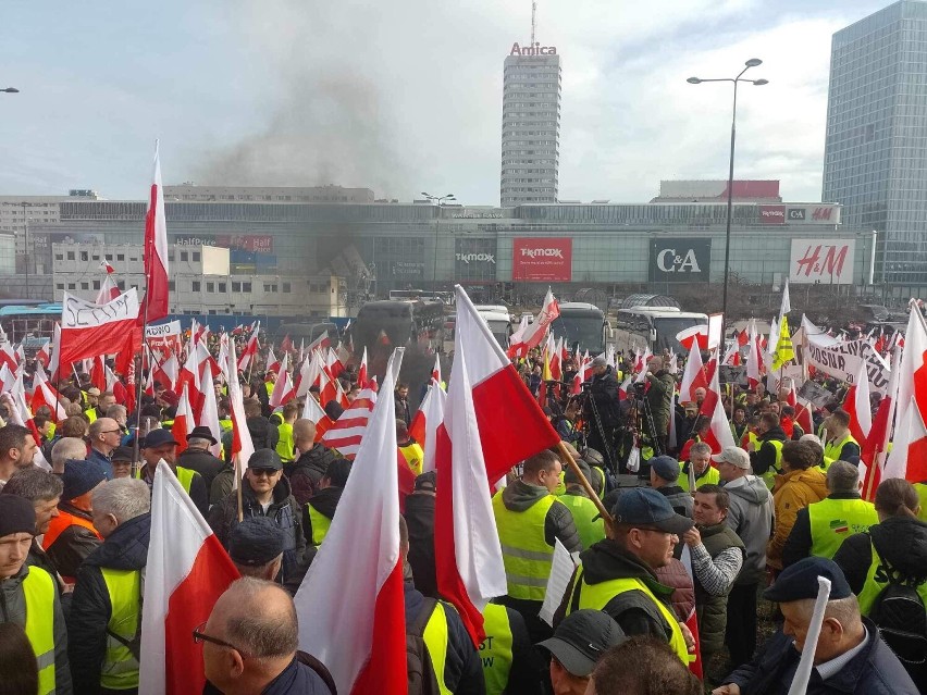 Wczoraj protestowali w Warszawie, a 6 marca będą ponownie protestować w Osjakowie 