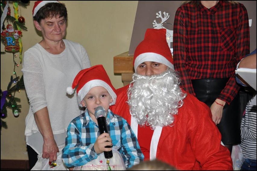 Mikołaj z prezentami odwiedził dzieci w Stradomi Dolnej (GALERIA)