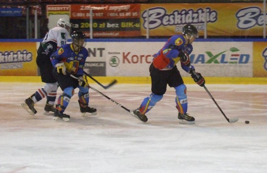 Oświęcim: W hokejowym półfinale juniorów UKH Unia nie dała rady Podhalu Nowy Targ