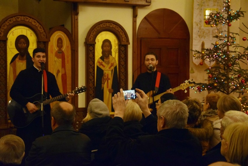 Energetyczni klerycy z Ukrainy śpiewali w Stargardzie [ZDJĘCIA] 