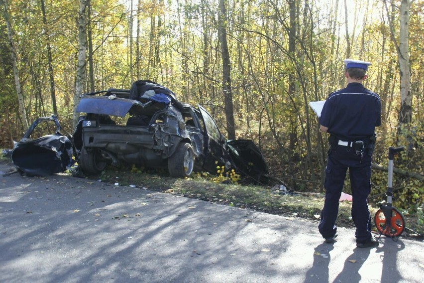 Czworo rannych w wypadku na drodze Wrocław-Wilkszyn (ZDJĘCIA)