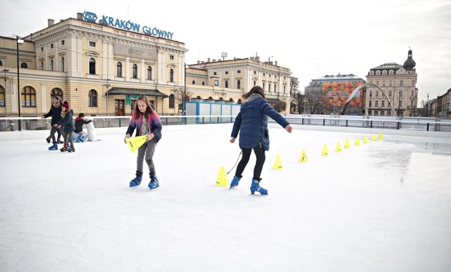 Czy w Krakowie lodowisko będzie w każdej dzielnicy?