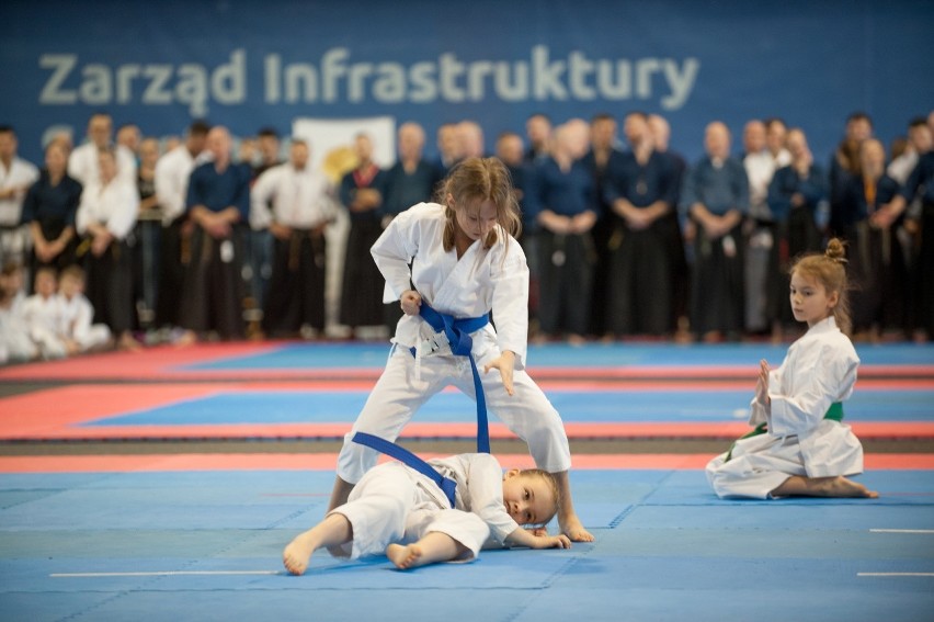 V Ogólnopolski Puchar Krakowa w karate tradycyjnym w nowohuckiej hali Suche Stawy [ZDJĘCIA]