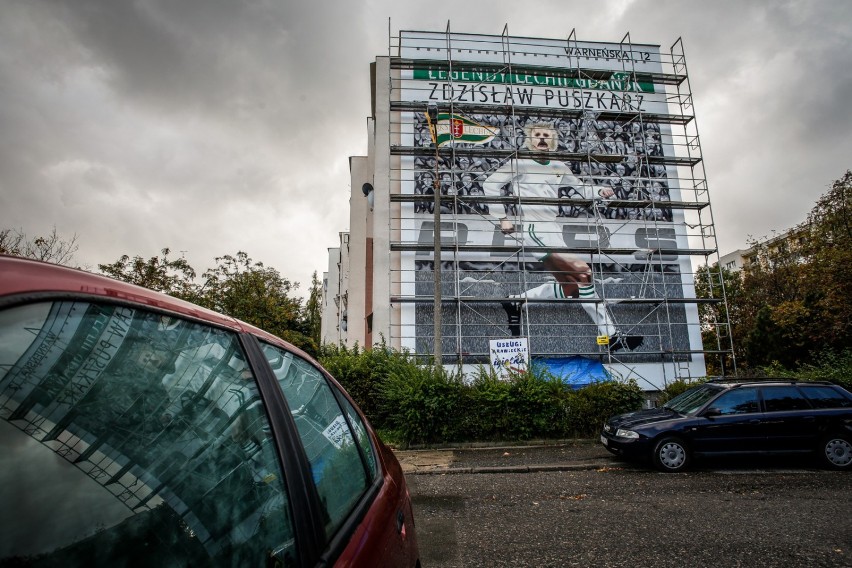 Zdzisław Puszkarz odsłonił "swój" mural w Gdańsku