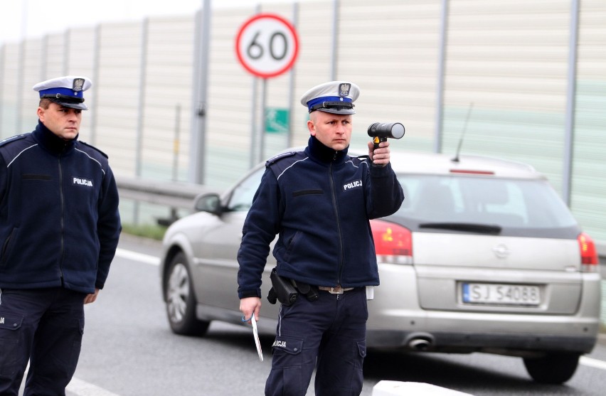 Fotoradar Iskra zostanie wycofany z użycia? Jego pomiarom nie ufają nawet policjanci