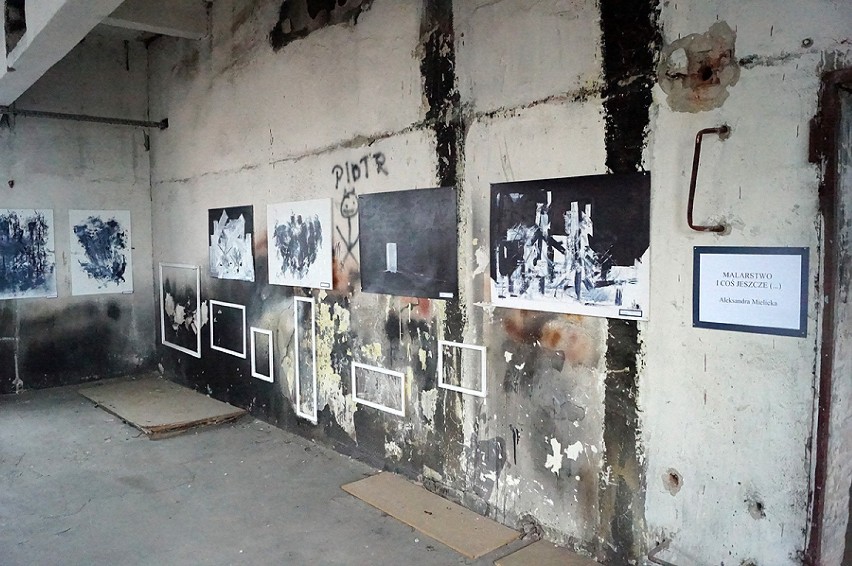Galeria Bezdomna w Kaliszu zagościła w fabryce "Calisia"