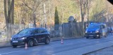 Wypadek w Gdyni nieopodal Cmentarza Witomińskiego. 73-latek po przewiezieniu do szpitala zmarł. Zatrzymany kierowca był pod wpływem alkoholu