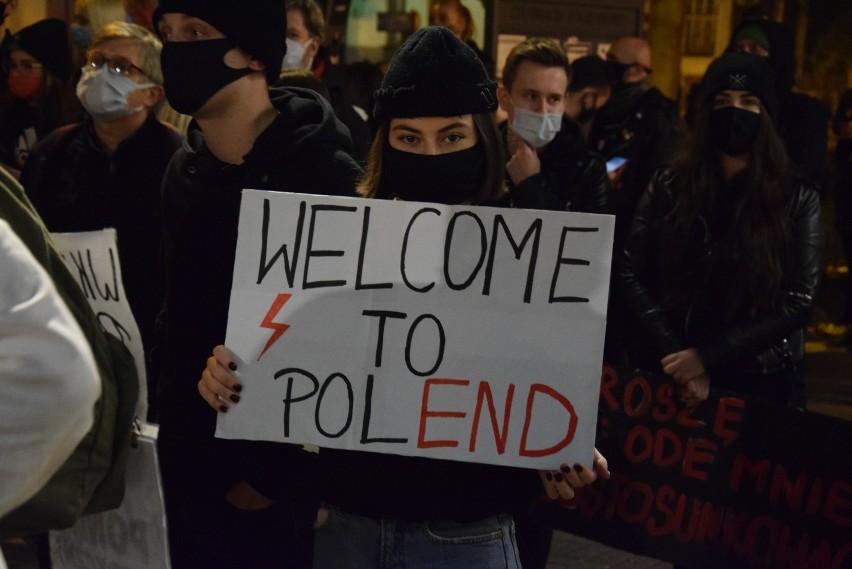 Protest kobiet w Katowicach, 27 października