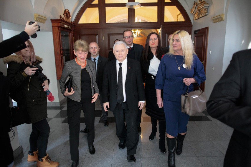 Jarosław Kaczyński w Opolu spotkał się z działaczami PiS w...