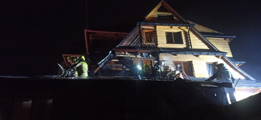 Pożar drewnianego budynku na Cyrhli w Zakopanem