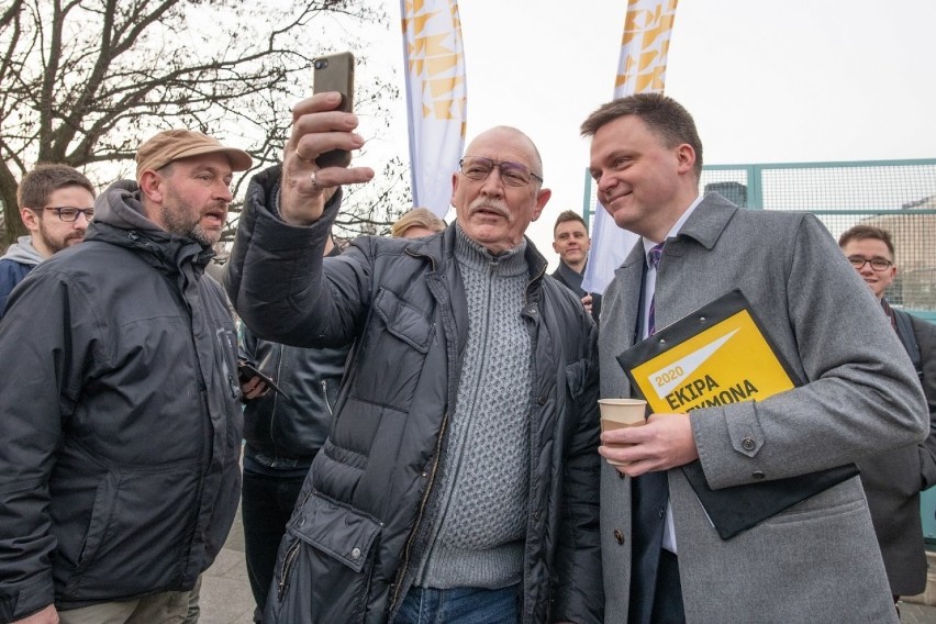 Szymon Hołownia, niezależny kandydat na prezydenta Polski,...