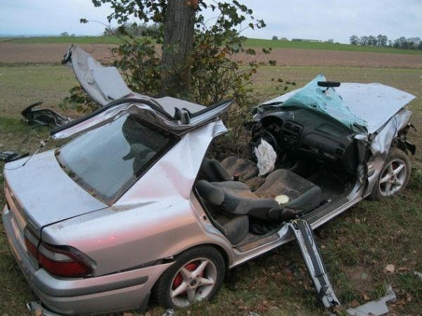 Dwie osoby zostały ranne w wypadku w Kołacinie koło Brzezin.