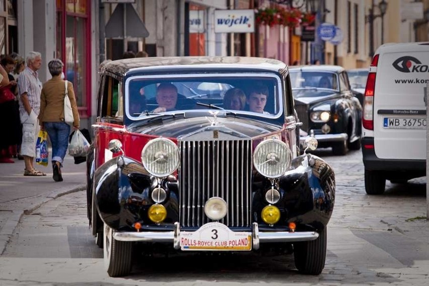 Świdnica,Wałbrzych: Zlot Samochodów Rolls Royce i Bentley (Zdjęcia)