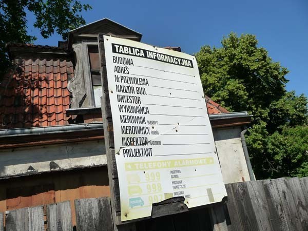 Gdańsk Wrzeszcz: Zabytkowy Dwór Studzienka jest w stanie katastrofalnym