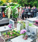 Świdnica: Pogrzeb Jacka Wachta - mężczyzny, który zmarł w radiowozie