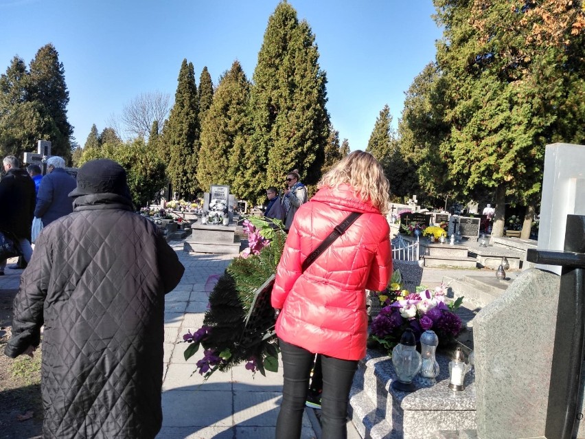 Chełm. Dzień Wszystkich Świętych na cmentarzu przy ul. Lwowskiej