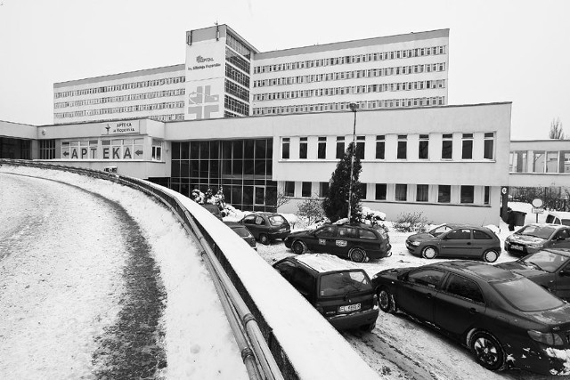 Szpitale w Łódzkiem ograniczają przyjęcia pacjentów na planowe operacje i zabiegi