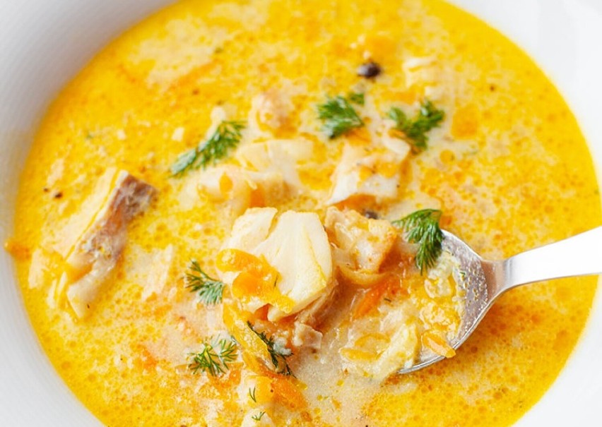 Aromatyczna i rozgrzewająca zupa rybna. Idealne danie na zimowe dni