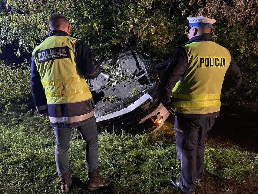 W wypadku na trasie Nakło-Kcynia zginął 36-letni pasażer...